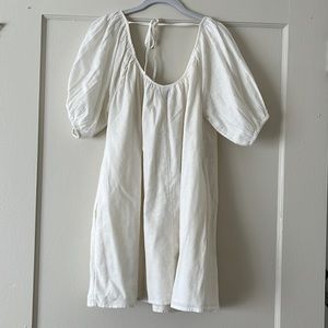 White UO puff sleeve dress